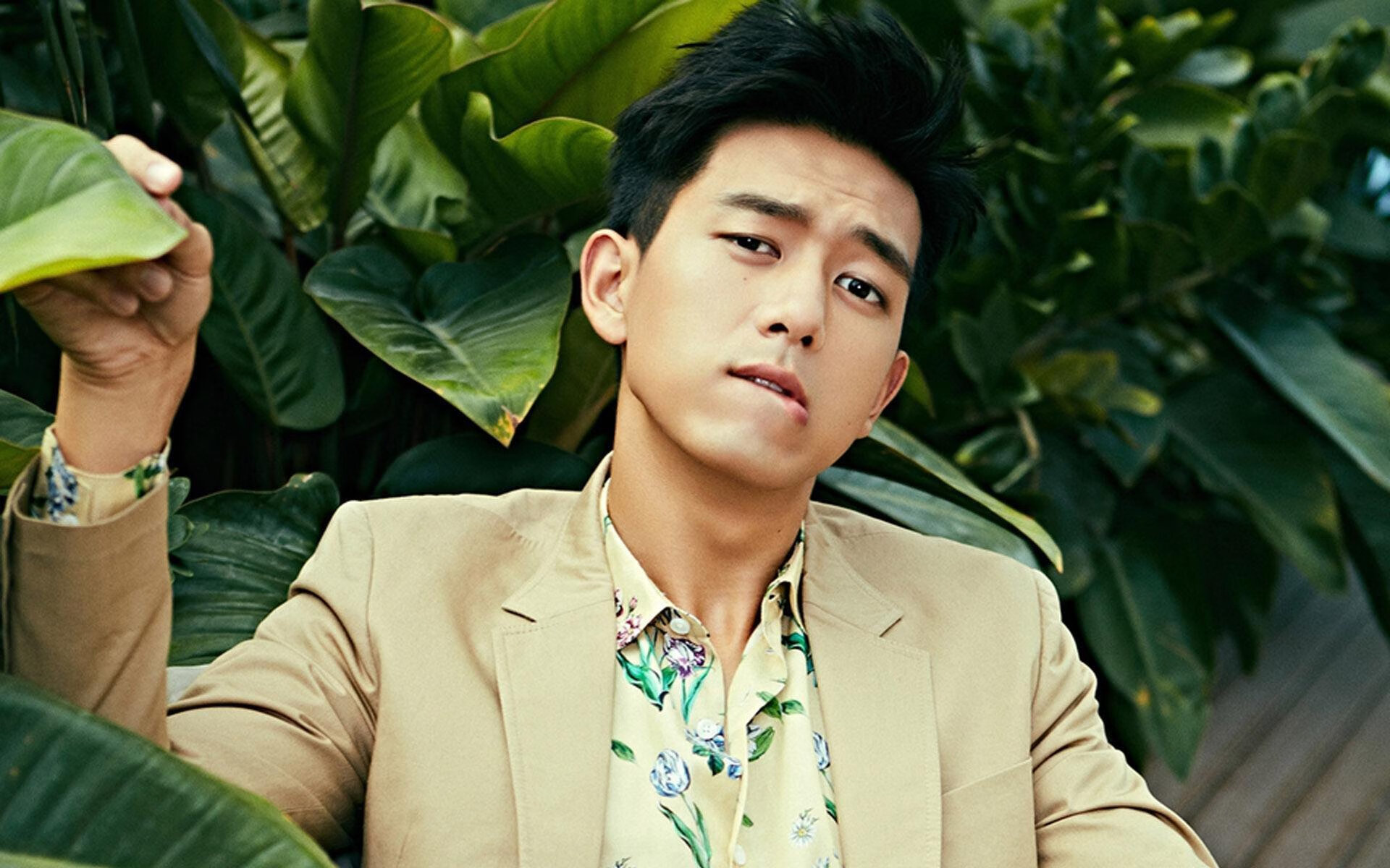 “球迷专属：你支持的球队最精彩瞬间投票”，球迷群体