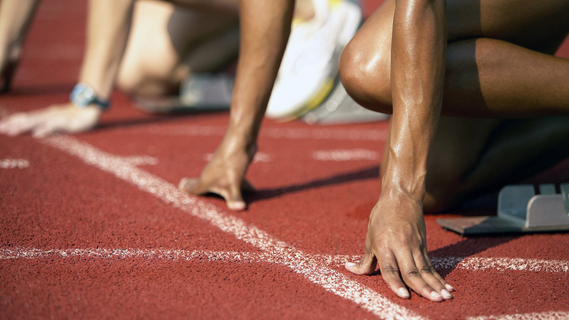 后疫情时代的足球文化变革，疫情影响足球