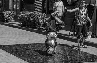 开云体育链接-“2025世界运动会：运动舞蹈，舞者用节奏打破极限，激烈角逐精彩不停”